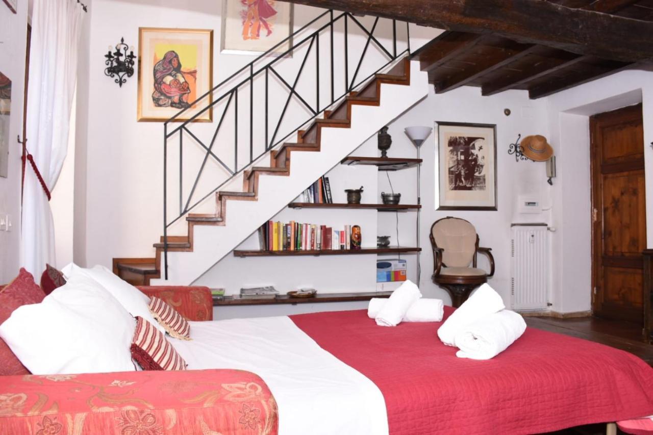 Agrippa's Terrace Apartment *